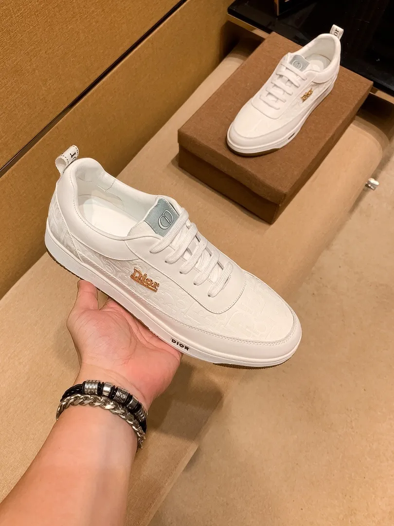 Men's shoes💰 420💰 [Dior] high-end men's shoes brand official website 1:1 latest masterpiece: the upper is made of Italian imported first-layer cowhide with a comfortable and breathable lining ➕original non-slip and wear-resistant outsole🔥, making walking more convenient and comfortable! An exclusive new model, a stunning work, a beautiful 1:1 replica [color] compared to the official quality! Create a fashionable personality to set off your uniqueness! A must-have for trendy men! Classic🔥Size: 38-44 Color: 🔥Multiple colors available🔥.
